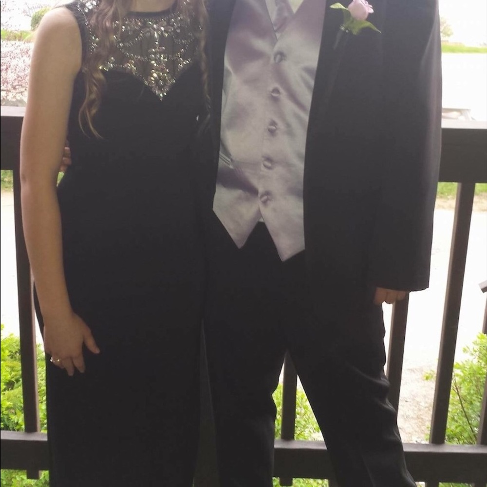Black prom dress
